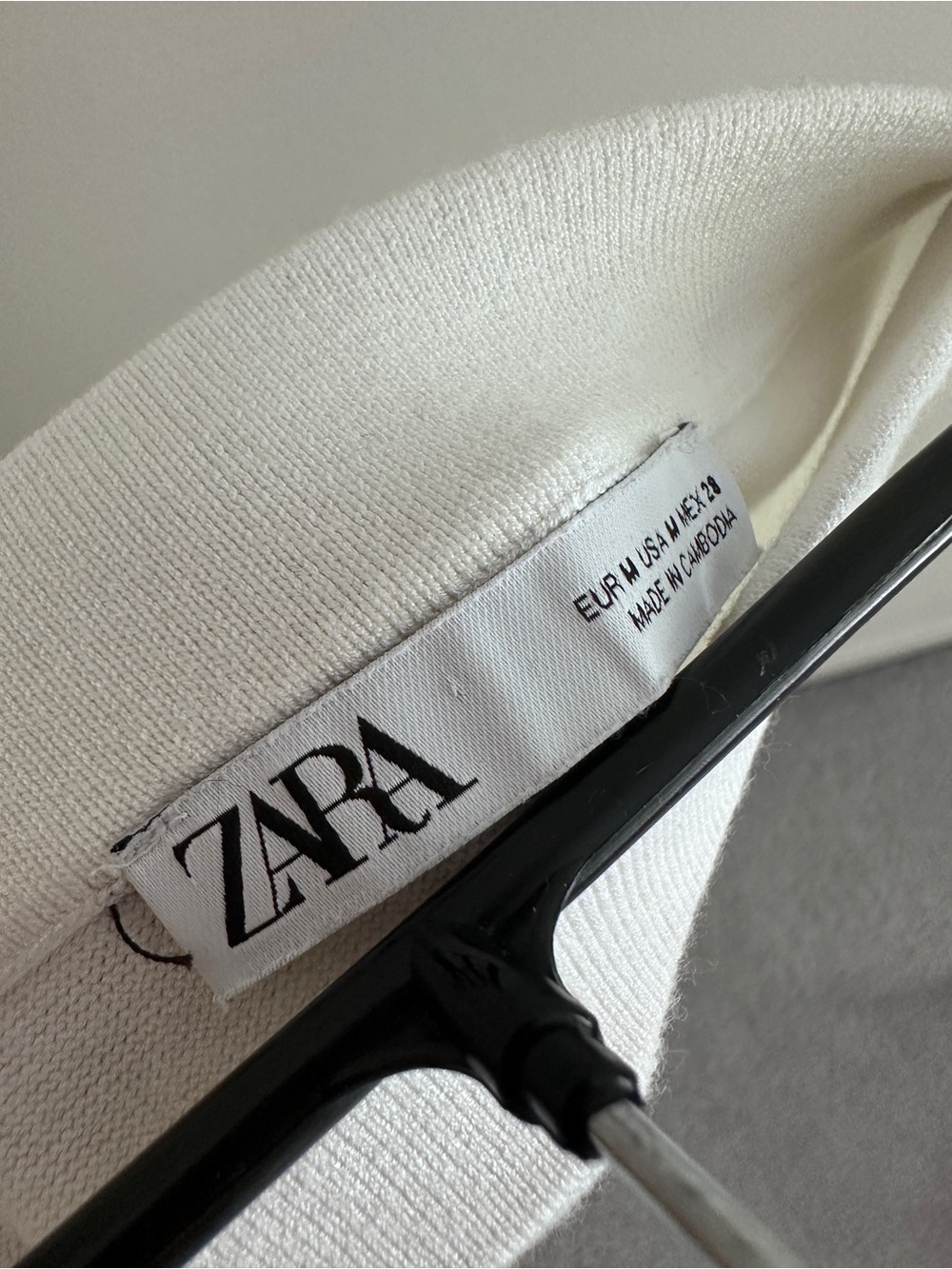 ZARA Knit white pencil skirt sz M